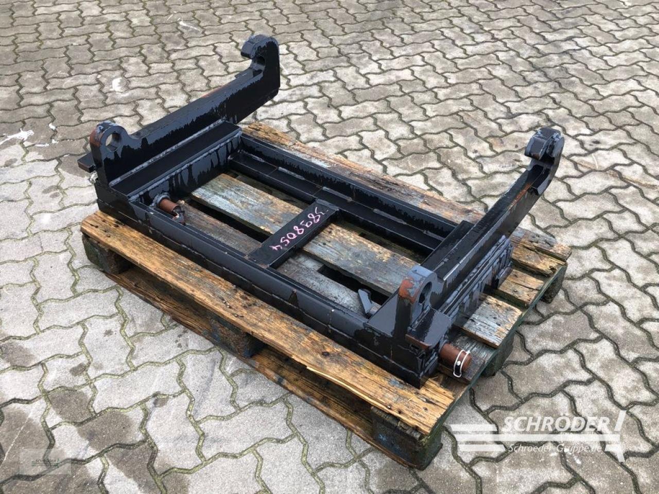 Sonstige Industriemaschinen του τύπου Bressel & Lade ADAPTERRAHMEN | CAT / BRESSEL & LADE, Gebrauchtmaschine σε Wildeshausen (Φωτογραφία 1)